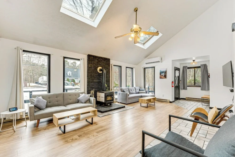 3 Bedrooms Cottage