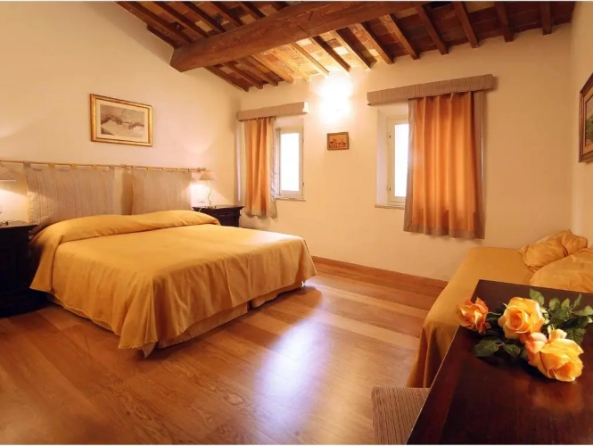 Classic Triple room with view