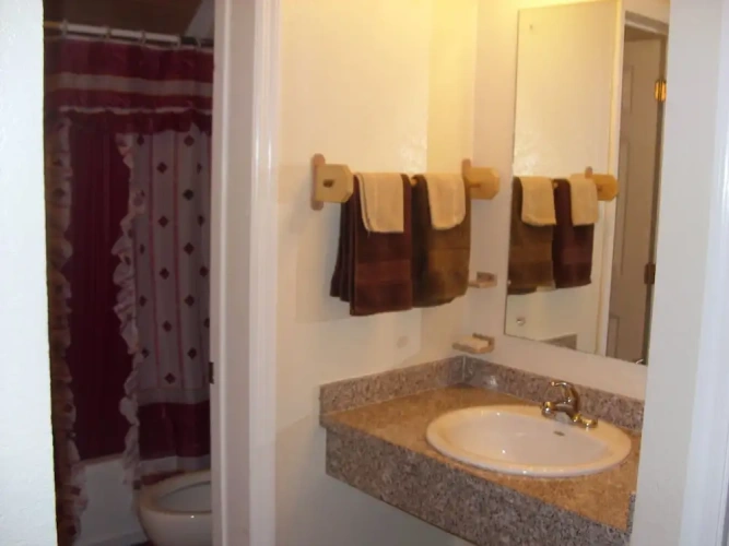 2 Bedrooms Apartment with ocean view