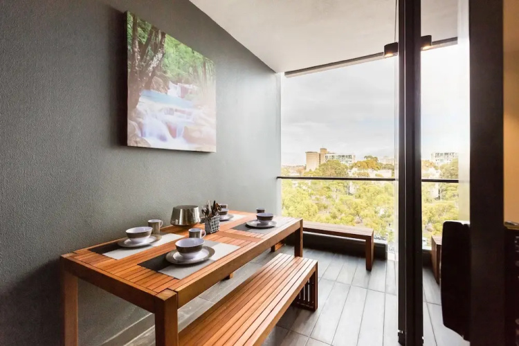 ESTHER, 2BDR South Yarra Apartment