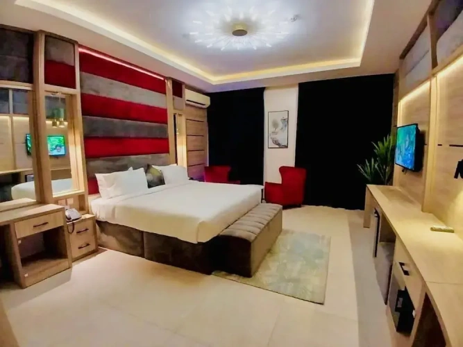Economy Double Suite