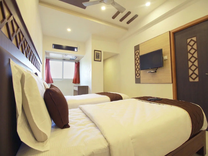 OYO 11489 PKN Classic Regency