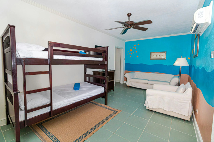 Savannah Beach Club photo 6