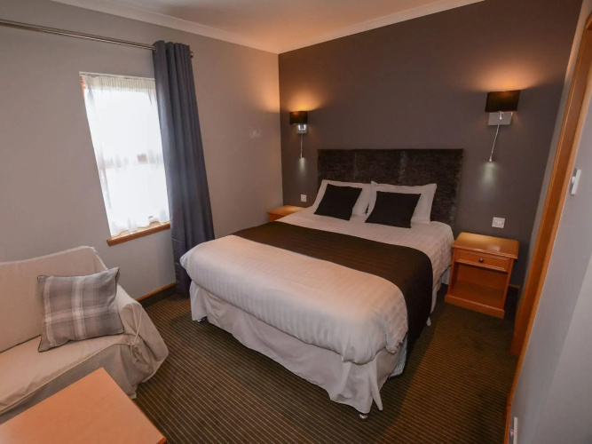 New Inn Hotel