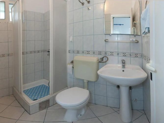 Apartments Toplak