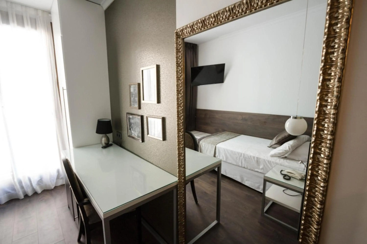 Hotel Moderno Barcelona