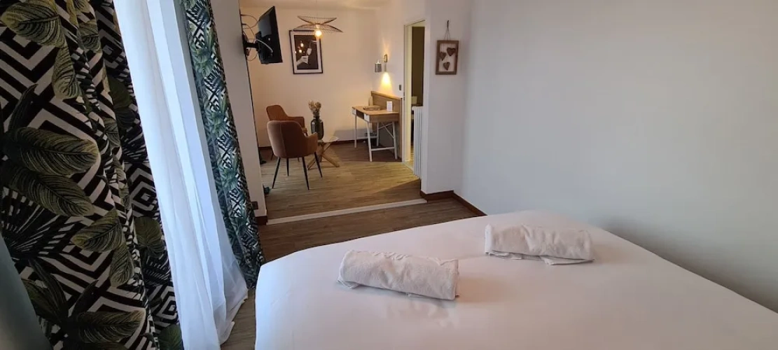 Deluxe Double room with balcony