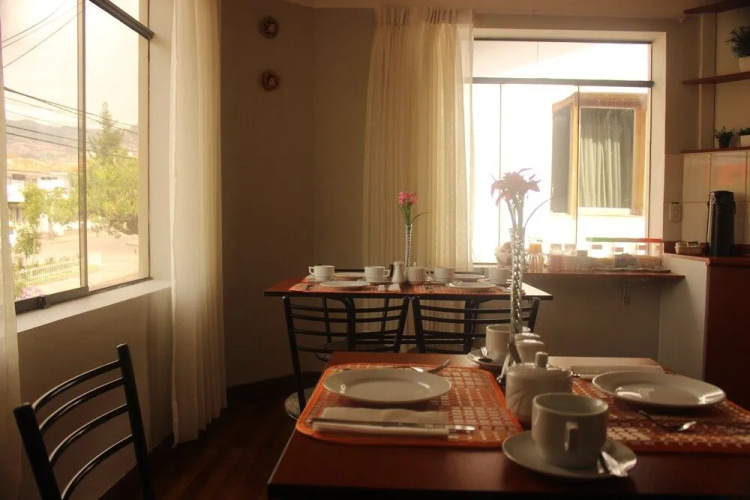 La Escala Guest House