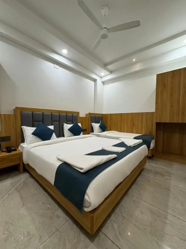 Hotel The Premier Dwarka