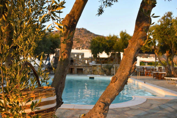 Diamantis studios apartments