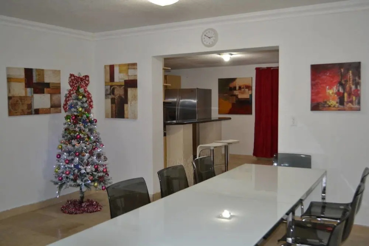 House for 12