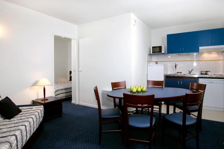 1 Bedroom Apartment