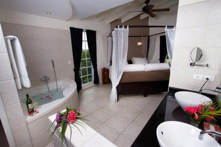 La Pura Vista Resort