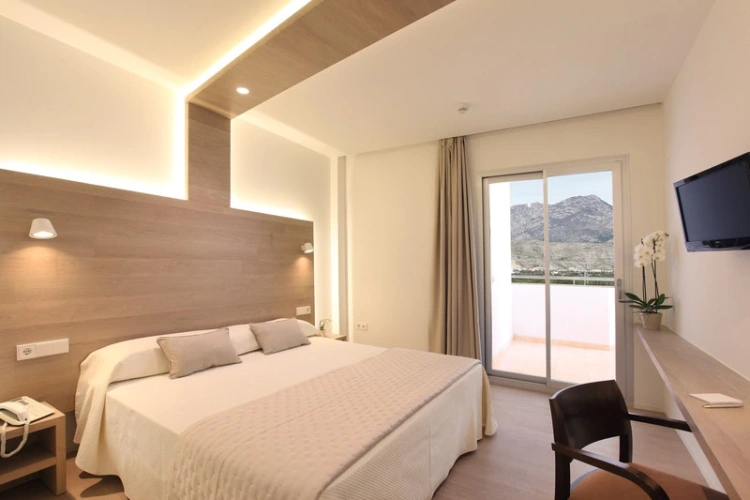 Standard Double room with balcony