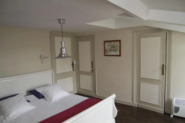 Standard Twin room with balcony
