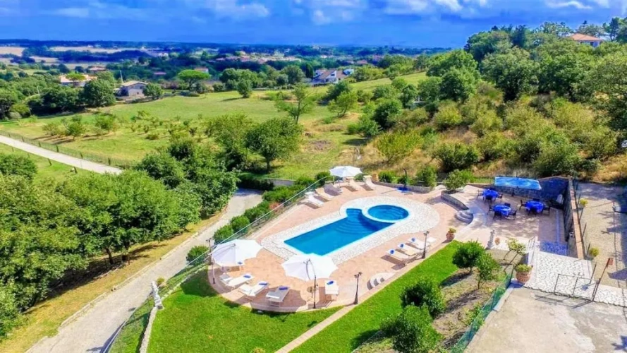 Villa