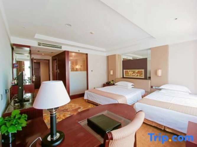 Standard Sextuple room