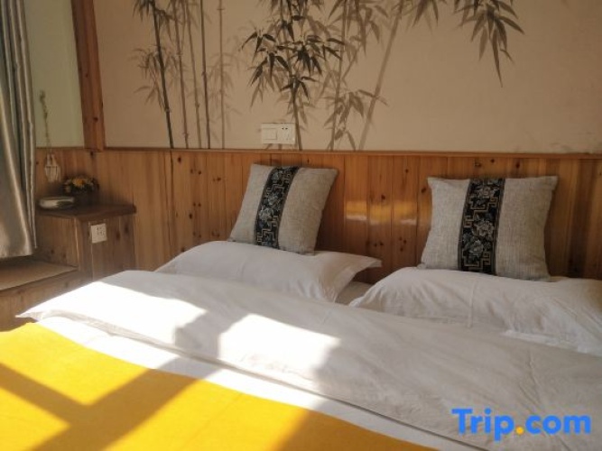 Standard Double room with garden view