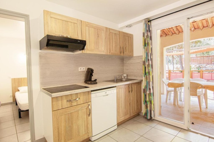 2 Bedrooms Cottage