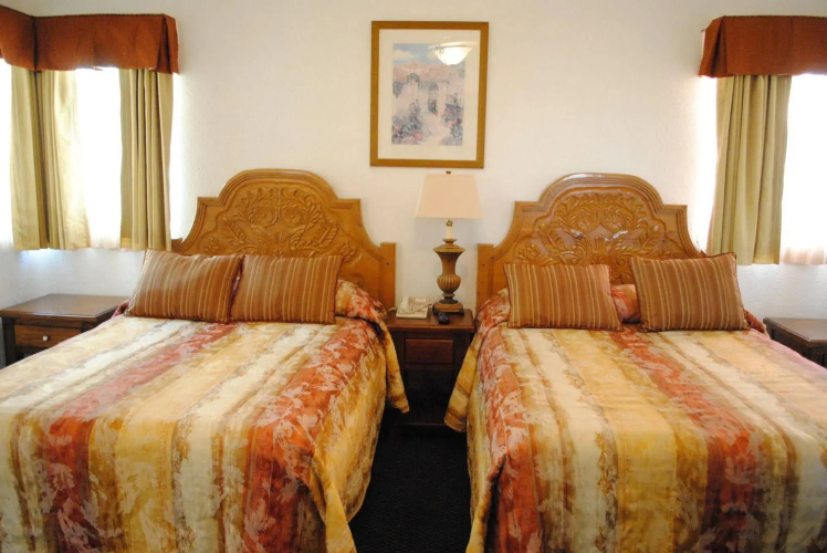 Hotel Suites EL Paseo