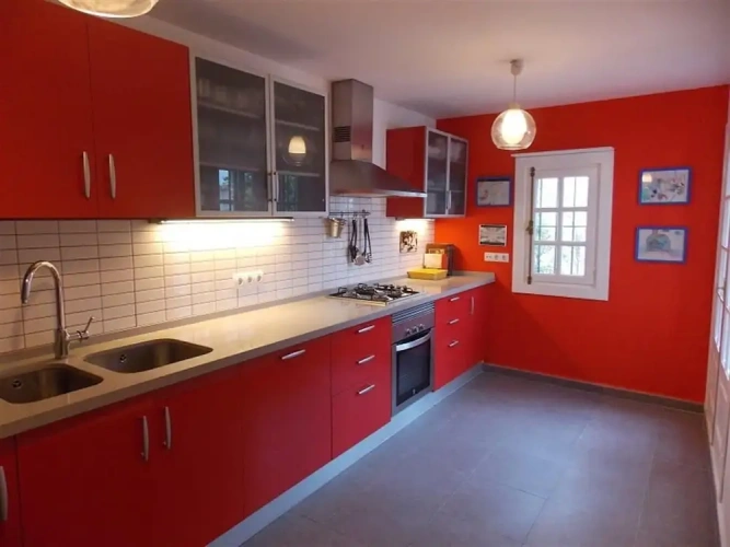 3 Bedrooms Cottage