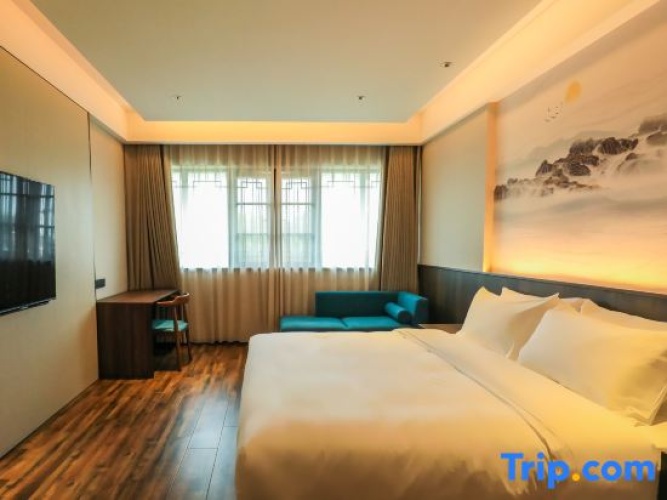Deluxe Double Suite