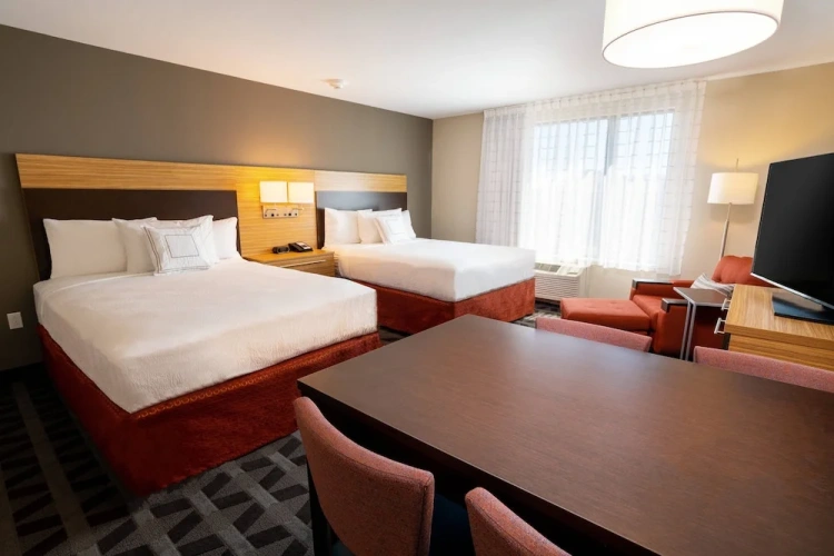 Quadruple Suite