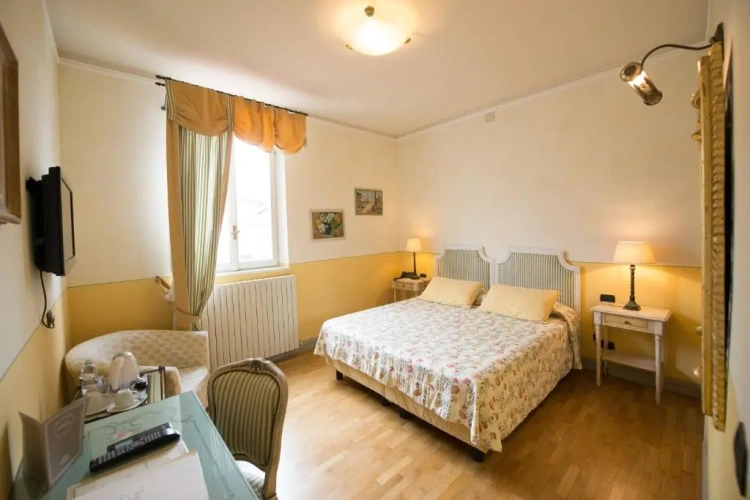 Double room with lake view