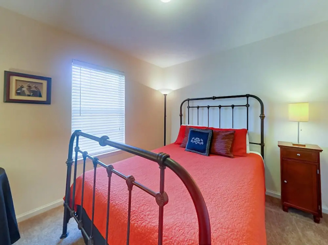 6703 Harbour Blvd Home 3 Bedrooms 2 Bathrooms Home