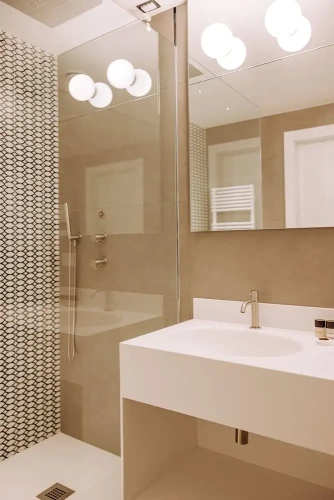 Privilege room