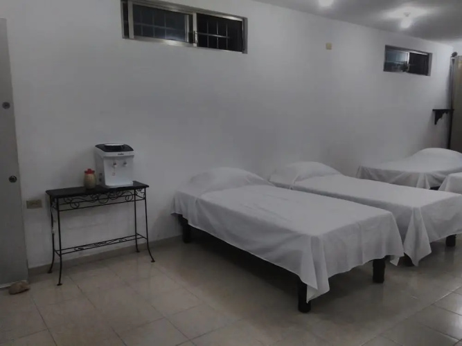 Hostal Frida - Adults Only