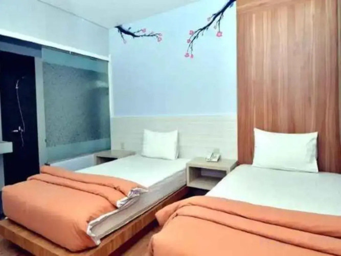Hip Hope Hotel