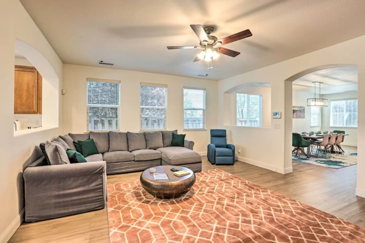 3 Bedrooms Cottage