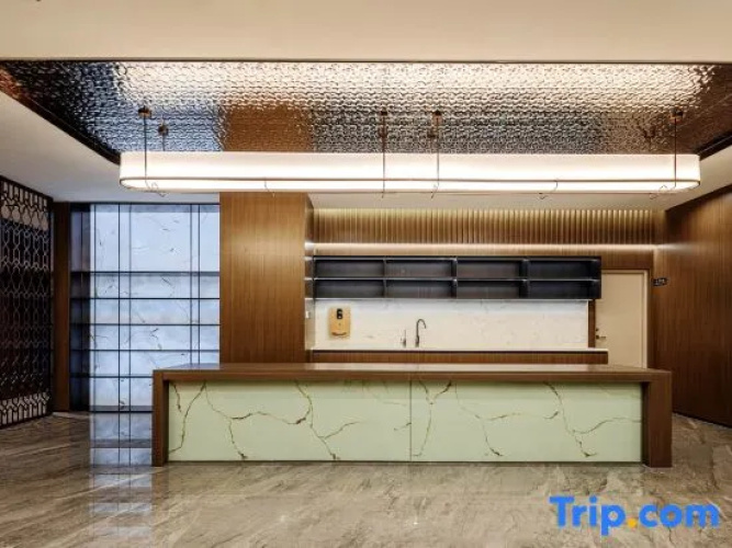 Yijia Jinlan Hotel