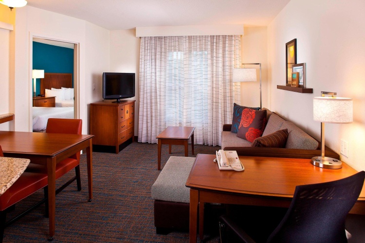 1 Bedroom Quadruple Suite