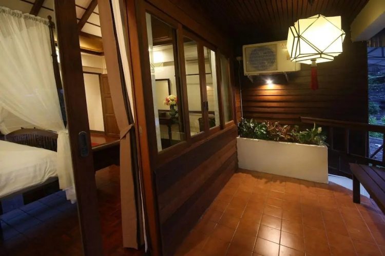 Nimit House No.7