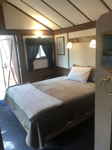 Wood River Lodge