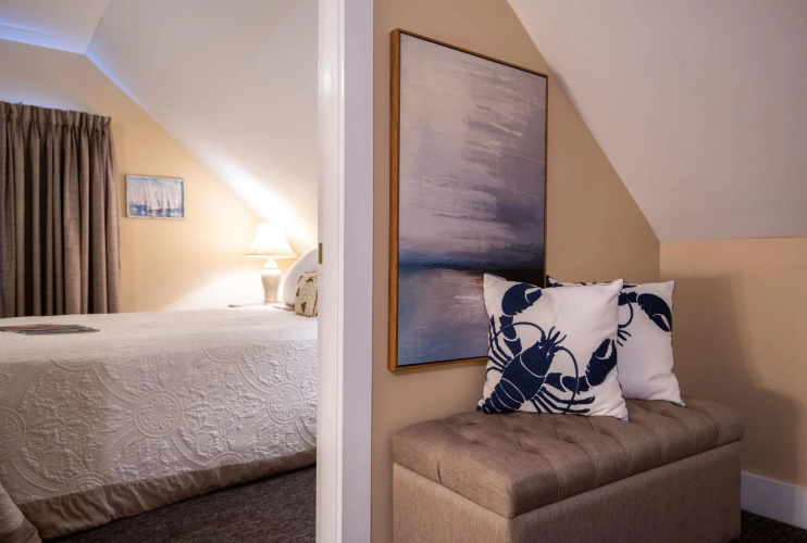 Bar Harbor Manor photo 11