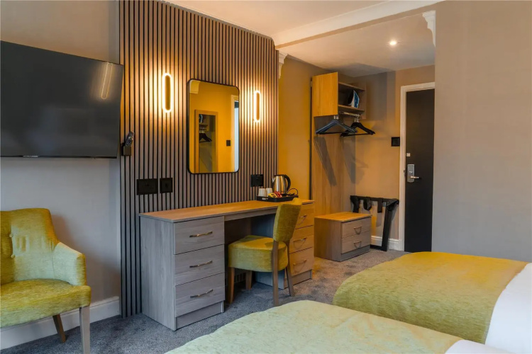 Daresbury Park Hotel