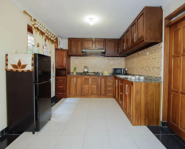 3 Bedrooms Cottage