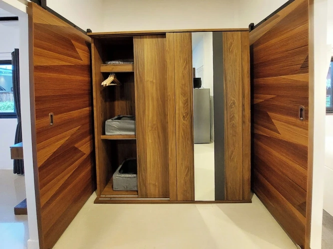 2 Bedrooms Quadruple Villa