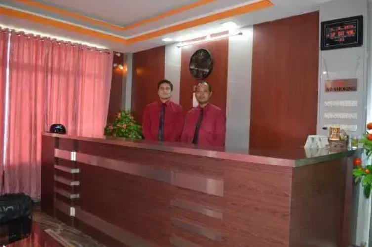 Hotel Theja Fort