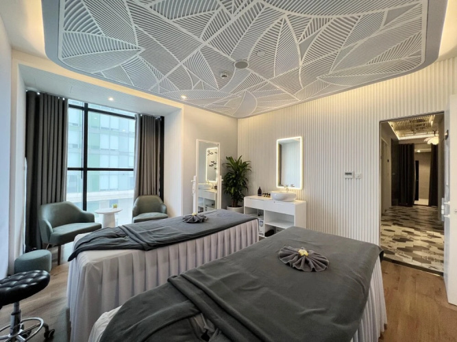 Peninsula Hotel Danang