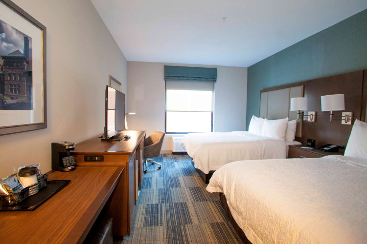 Hampton Inn & Suites Downtown St. Paul