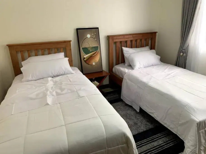 Cozy 2-bedroom Apartment within city limits.