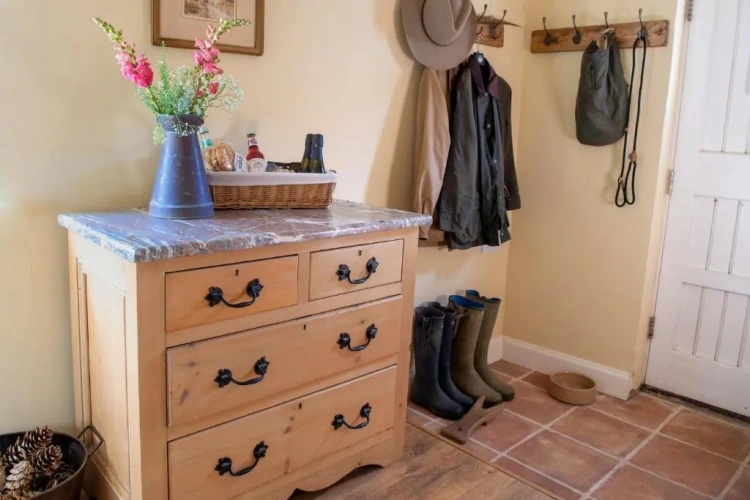 2 Bedrooms Cottage