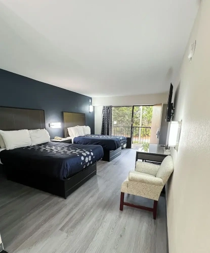 Standard Quadruple room