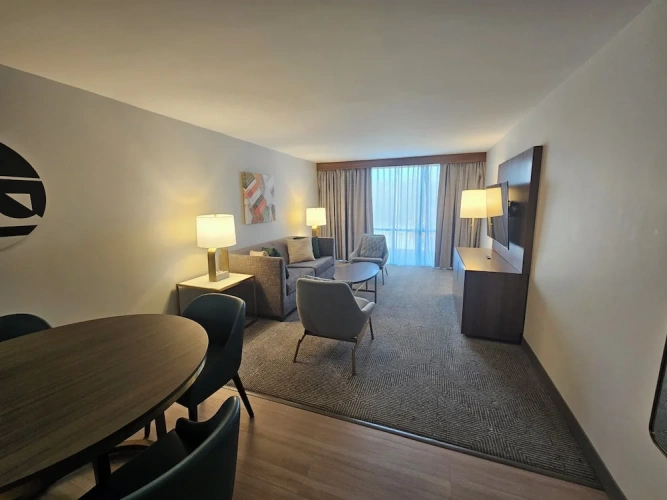 1 Bedroom Suite