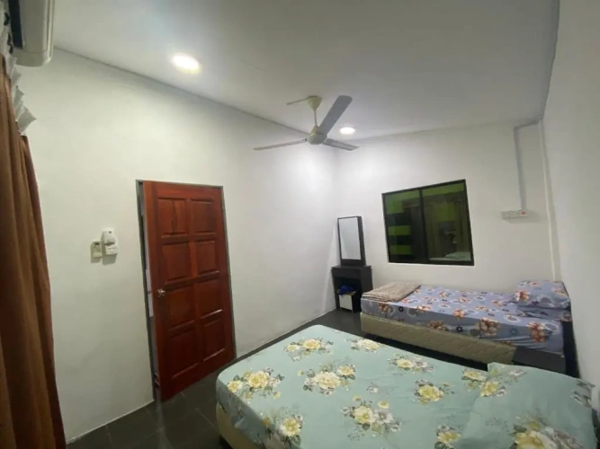 2 Bedrooms Cottage