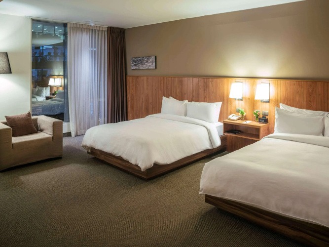Pullman Lima San Isidro